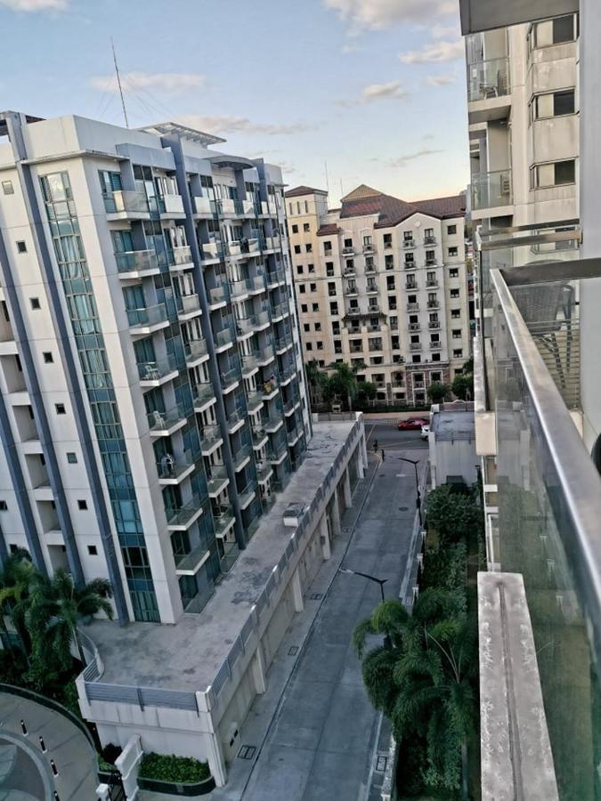 Palm Tree Villas Pasay Exteriér fotografie