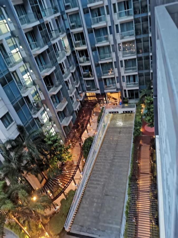 Palm Tree Villas Pasay Exteriér fotografie