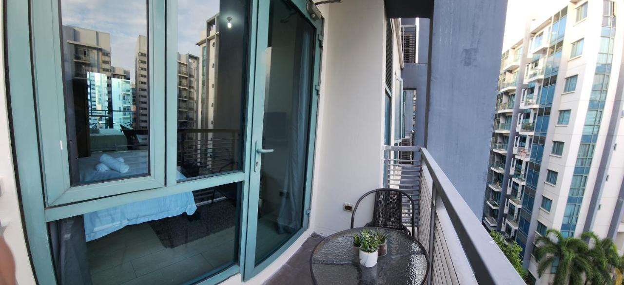 Palm Tree Villas Pasay Exteriér fotografie