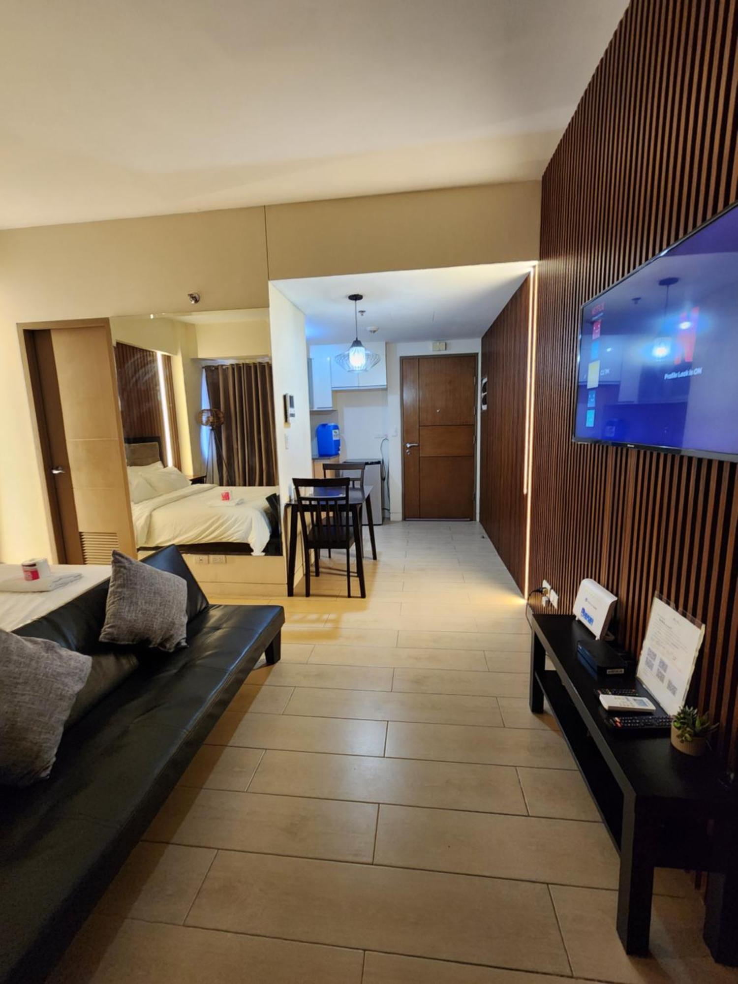 Palm Tree Villas Pasay Exteriér fotografie